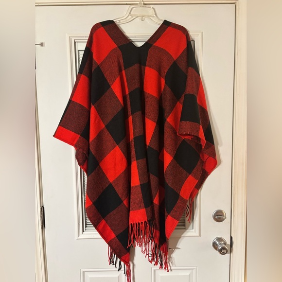 Plaid Red and Black Shawl - Picture 2 of 4